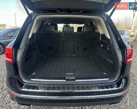 Чорний Фольксваген Туарег, об'ємом двигуна 3 л та пробігом 233 тис. км за 23900 $, фото 11 на Automoto.ua