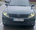 Черный Фольксваген Туарег, объемом двигателя 3.6 л и пробегом 135 тыс. км за 20000 $, фото 1 на Automoto.ua