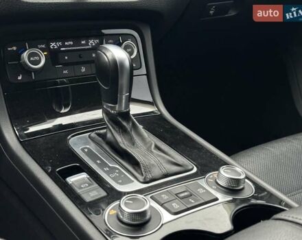 Чорний Фольксваген Туарег, об'ємом двигуна 3 л та пробігом 271 тис. км за 23900 $, фото 21 на Automoto.ua