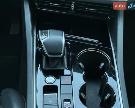 Черный Фольксваген Туарег, объемом двигателя 3 л и пробегом 259 тыс. км за 38999 $, фото 73 на Automoto.ua