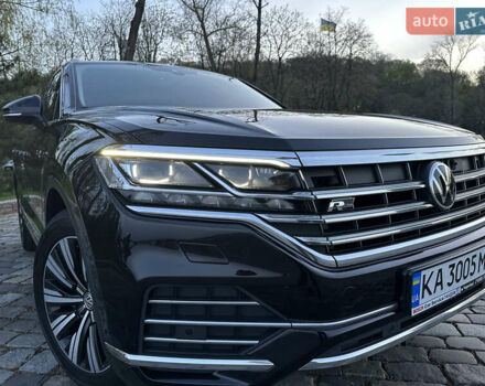 Черный Фольксваген Туарег, объемом двигателя 3 л и пробегом 229 тыс. км за 39999 $, фото 23 на Automoto.ua