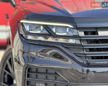 Чорний Фольксваген Туарег, об'ємом двигуна 2.97 л та пробігом 206 тис. км за 45000 $, фото 3 на Automoto.ua