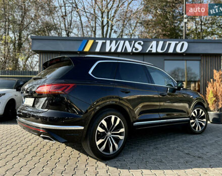 Чорний Фольксваген Туарег, об'ємом двигуна 3 л та пробігом 166 тис. км за 49900 $, фото 18 на Automoto.ua