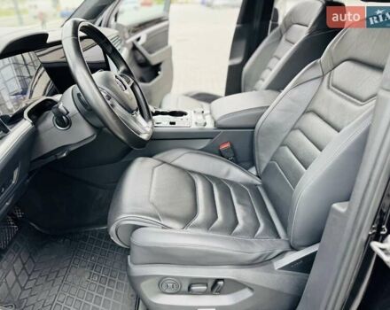 Чорний Фольксваген Туарег, об'ємом двигуна 2.97 л та пробігом 170 тис. км за 41950 $, фото 43 на Automoto.ua