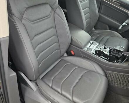 Черный Фольксваген Туарег, объемом двигателя 2.97 л и пробегом 135 тыс. км за 47000 $, фото 21 на Automoto.ua