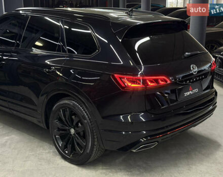 Черный Фольксваген Туарег, объемом двигателя 2.97 л и пробегом 172 тыс. км за 50500 $, фото 11 на Automoto.ua