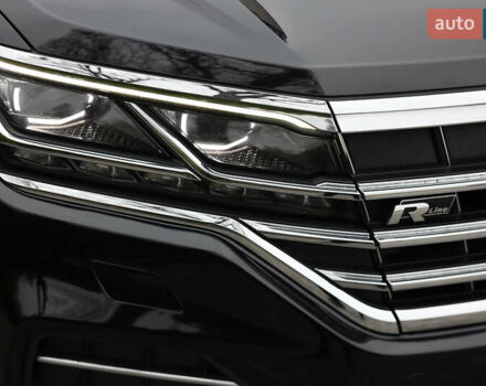 Черный Фольксваген Туарег, объемом двигателя 2.97 л и пробегом 252 тыс. км за 40500 $, фото 9 на Automoto.ua