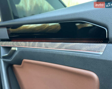 Черный Фольксваген Туарег, объемом двигателя 3 л и пробегом 259 тыс. км за 38999 $, фото 60 на Automoto.ua