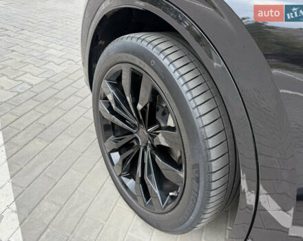 Чорний Фольксваген Туарег, об'ємом двигуна 3 л та пробігом 190 тис. км за 44500 $, фото 10 на Automoto.ua