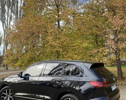 Черный Фольксваген Туарег, объемом двигателя 2.97 л и пробегом 231 тыс. км за 45500 $, фото 12 на Automoto.ua