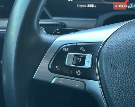 Черный Фольксваген Туарег, объемом двигателя 3 л и пробегом 259 тыс. км за 38999 $, фото 80 на Automoto.ua