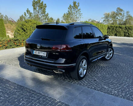Черный Фольксваген Туарег, объемом двигателя 2.97 л и пробегом 128 тыс. км за 39900 $, фото 4 на Automoto.ua