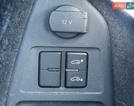 Черный Фольксваген Туарег, объемом двигателя 3 л и пробегом 259 тыс. км за 38999 $, фото 58 на Automoto.ua