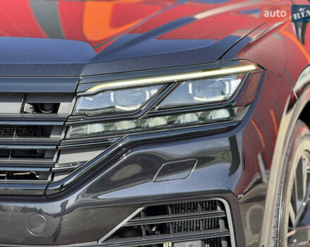 Чорний Фольксваген Туарег, об'ємом двигуна 2.97 л та пробігом 206 тис. км за 45000 $, фото 8 на Automoto.ua