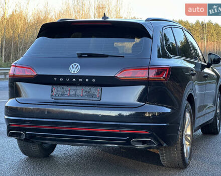 Черный Фольксваген Туарег, объемом двигателя 3 л и пробегом 259 тыс. км за 38999 $, фото 6 на Automoto.ua