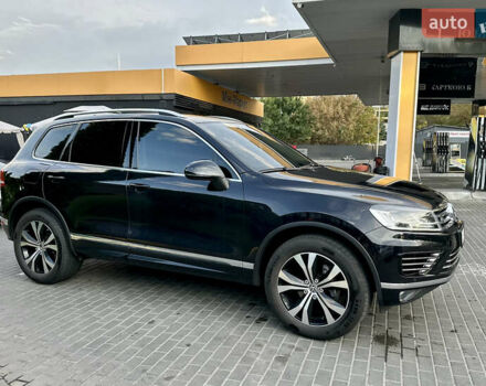 Черный Фольксваген Туарег, объемом двигателя 2.97 л и пробегом 121 тыс. км за 39900 $, фото 26 на Automoto.ua