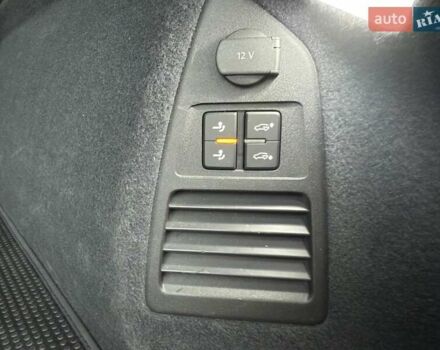 Черный Фольксваген Туарег, объемом двигателя 2.97 л и пробегом 187 тыс. км за 45500 $, фото 14 на Automoto.ua