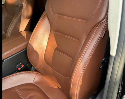 Черный Фольксваген Туарег, объемом двигателя 2.97 л и пробегом 121 тыс. км за 39900 $, фото 41 на Automoto.ua