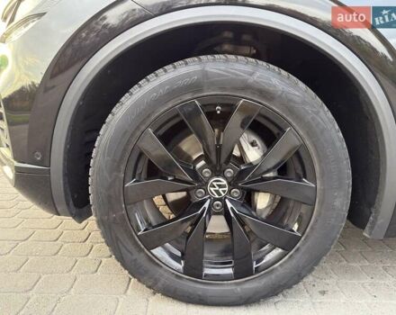 Черный Фольксваген Туарег, объемом двигателя 2.97 л и пробегом 187 тыс. км за 45500 $, фото 21 на Automoto.ua