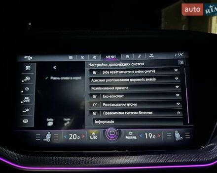 Черный Фольксваген Туарег, объемом двигателя 2.97 л и пробегом 264 тыс. км за 44000 $, фото 92 на Automoto.ua