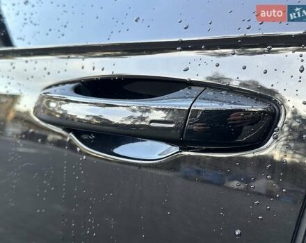 Черный Фольксваген Туарег, объемом двигателя 2.97 л и пробегом 264 тыс. км за 44000 $, фото 81 на Automoto.ua