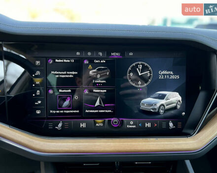 Чорний Фольксваген Туарег, об'ємом двигуна 3 л та пробігом 166 тис. км за 49900 $, фото 29 на Automoto.ua