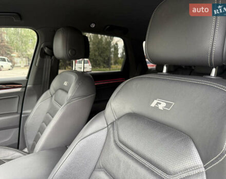 Чорний Фольксваген Туарег, об'ємом двигуна 3 л та пробігом 190 тис. км за 44500 $, фото 19 на Automoto.ua