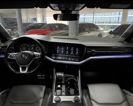 Черный Фольксваген Туарег, объемом двигателя 3 л и пробегом 172 тыс. км за 50500 $, фото 20 на Automoto.ua