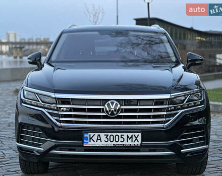 Черный Фольксваген Туарег, объемом двигателя 3 л и пробегом 229 тыс. км за 39999 $, фото 7 на Automoto.ua