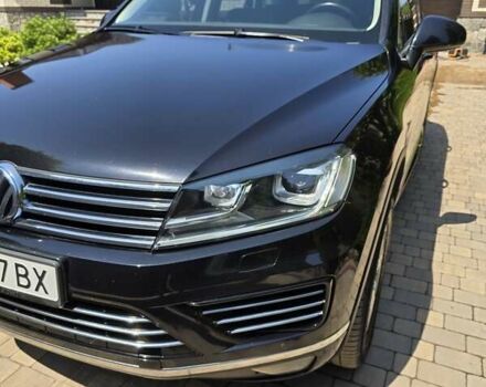 Черный Фольксваген Туарег, объемом двигателя 2.97 л и пробегом 129 тыс. км за 32000 $, фото 5 на Automoto.ua