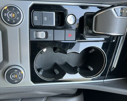 Черный Фольксваген Туарег, объемом двигателя 3 л и пробегом 194 тыс. км за 40500 $, фото 15 на Automoto.ua