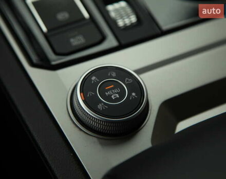 Чорний Фольксваген Туарег, об'ємом двигуна 2.99 л та пробігом 120 тис. км за 35000 $, фото 19 на Automoto.ua