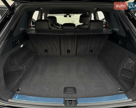 Чорний Фольксваген Туарег, об'ємом двигуна 3 л та пробігом 99 тис. км за 57888 $, фото 32 на Automoto.ua