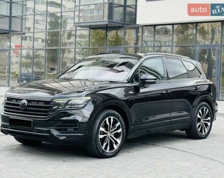 Чорний Фольксваген Туарег, об'ємом двигуна 2.97 л та пробігом 170 тис. км за 41950 $, фото 2 на Automoto.ua
