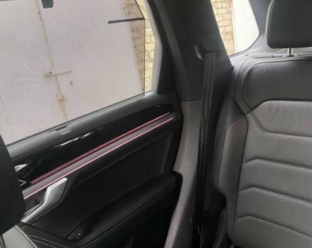 Черный Фольксваген Туарег, объемом двигателя 2.97 л и пробегом 231 тыс. км за 45500 $, фото 6 на Automoto.ua