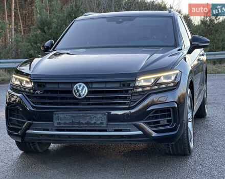 Черный Фольксваген Туарег, объемом двигателя 3 л и пробегом 259 тыс. км за 38999 $, фото 12 на Automoto.ua