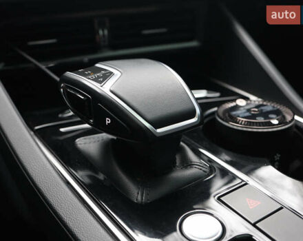 Черный Фольксваген Туарег, объемом двигателя 2.97 л и пробегом 252 тыс. км за 40500 $, фото 54 на Automoto.ua