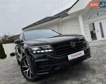 Чорний Фольксваген Туарег, об'ємом двигуна 3 л та пробігом 99 тис. км за 57888 $, фото 2 на Automoto.ua