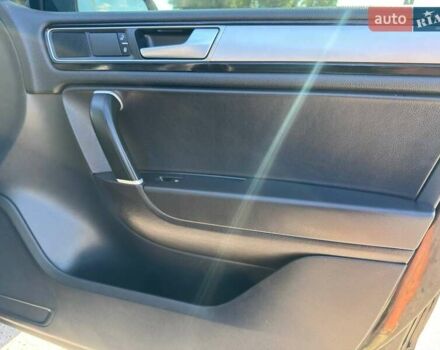 Черный Фольксваген Туарег, объемом двигателя 2.97 л и пробегом 188 тыс. км за 21980 $, фото 42 на Automoto.ua