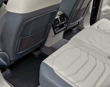 Черный Фольксваген Туарег, объемом двигателя 3 л и пробегом 189 тыс. км за 42800 $, фото 24 на Automoto.ua