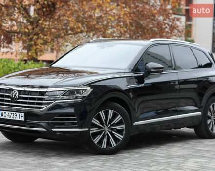 Черный Фольксваген Туарег, объемом двигателя 2.97 л и пробегом 252 тыс. км за 40500 $, фото 6 на Automoto.ua