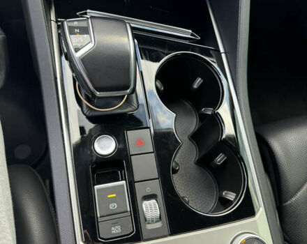 Черный Фольксваген Туарег, объемом двигателя 2.97 л и пробегом 162 тыс. км за 48500 $, фото 2 на Automoto.ua