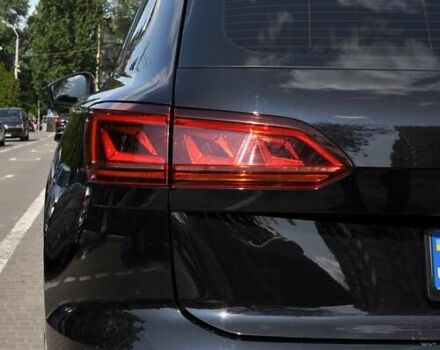 Черный Фольксваген Туарег, объемом двигателя 2.97 л и пробегом 138 тыс. км за 46400 $, фото 5 на Automoto.ua