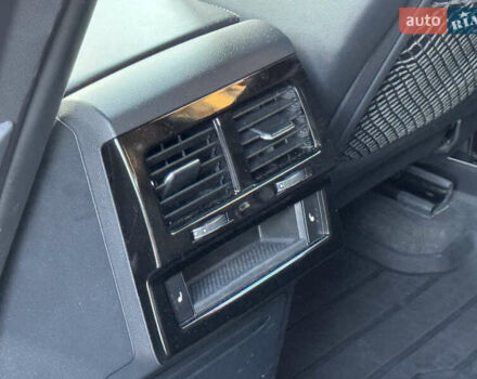 Чорний Фольксваген Туарег, об'ємом двигуна 2.97 л та пробігом 240 тис. км за 43500 $, фото 42 на Automoto.ua