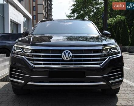 Черный Фольксваген Туарег, объемом двигателя 2.97 л и пробегом 138 тыс. км за 46400 $, фото 12 на Automoto.ua