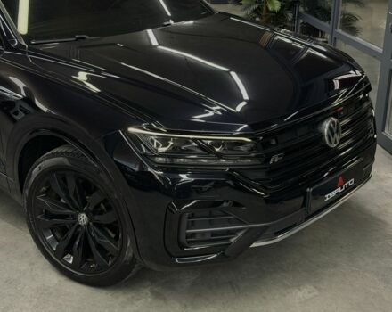 Черный Фольксваген Туарег, объемом двигателя 3 л и пробегом 172 тыс. км за 50500 $, фото 1 на Automoto.ua