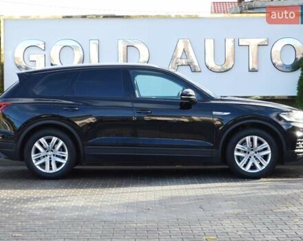 Черный Фольксваген Туарег, объемом двигателя 2.97 л и пробегом 115 тыс. км за 39900 $, фото 10 на Automoto.ua