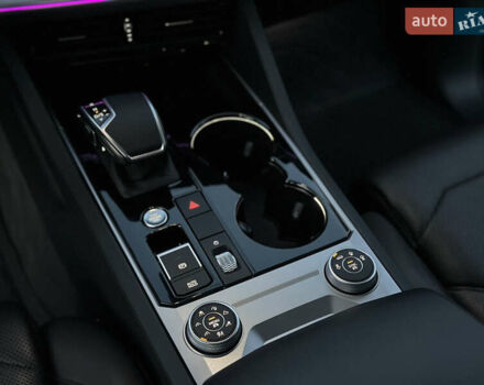 Черный Фольксваген Туарег, объемом двигателя 3 л и пробегом 229 тыс. км за 39999 $, фото 44 на Automoto.ua