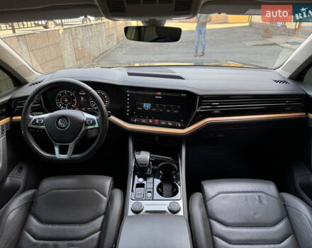 Чорний Фольксваген Туарег, об'ємом двигуна 2.97 л та пробігом 206 тис. км за 45000 $, фото 53 на Automoto.ua