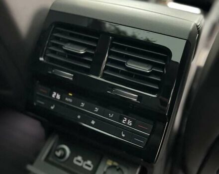 Чорний Фольксваген Туарег, об'ємом двигуна 2.97 л та пробігом 118 тис. км за 53900 $, фото 15 на Automoto.ua